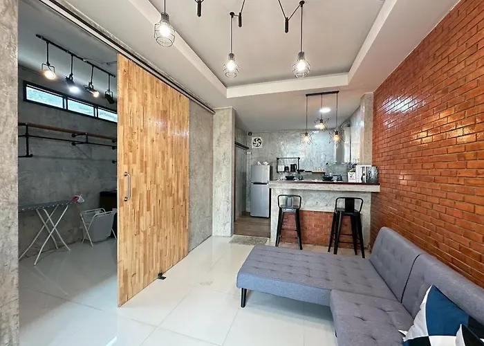House Don Mueang Airport Vakantiehuis Bangkok