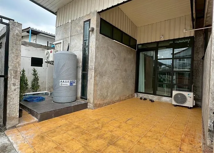 Vakantiehuis House Don Mueang Airport Bangkok
